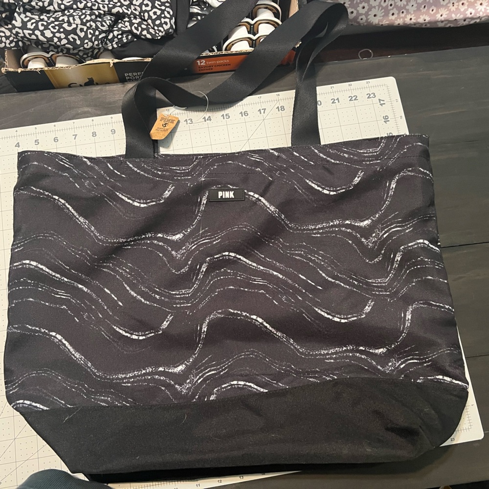 NWT PINK Victoria's Secret Black and White Tote Bag